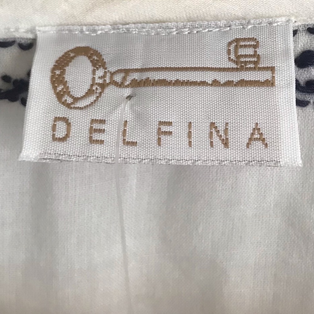 DELFINA Swimwear Embroidered Cover Up - Picture 9 of 10